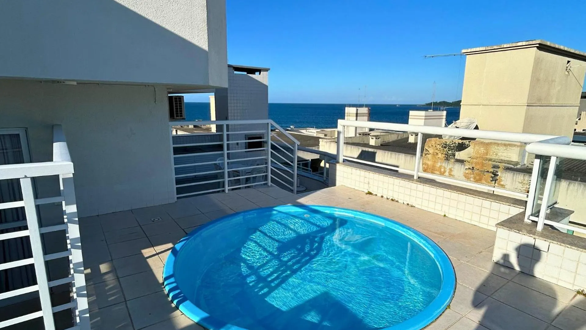 Aluguel Cobertura Com Piscina Vista Mar Em Bombas location